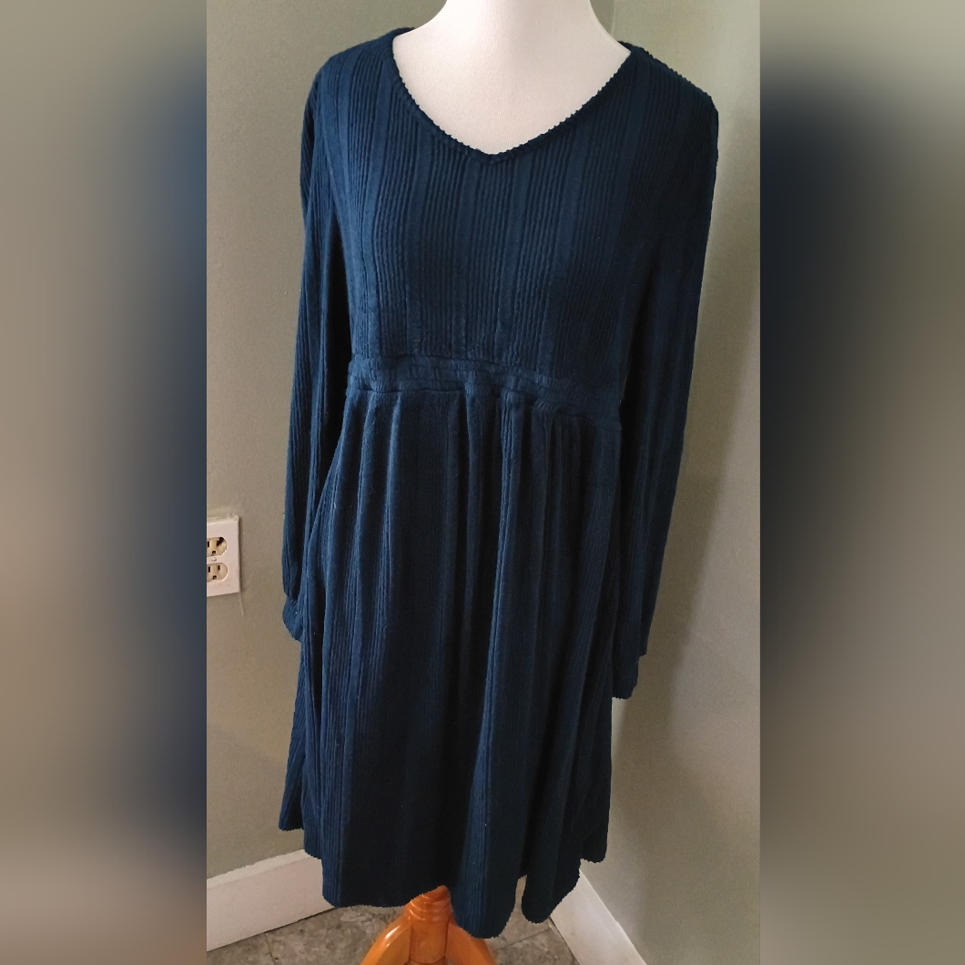 Fashion Brand Company Navy Midi Dress